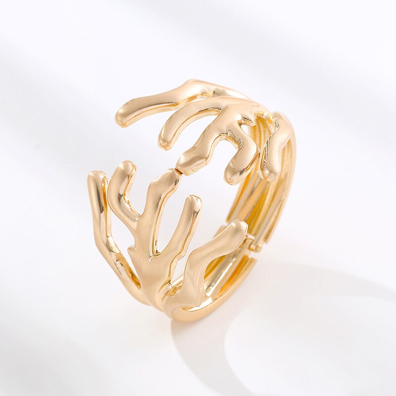 Exaggerated Shaped Open Bracelet