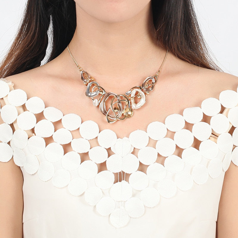 Exaggerated Exquisite Necklace