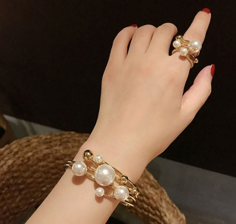 Pearl Opening Bracelet