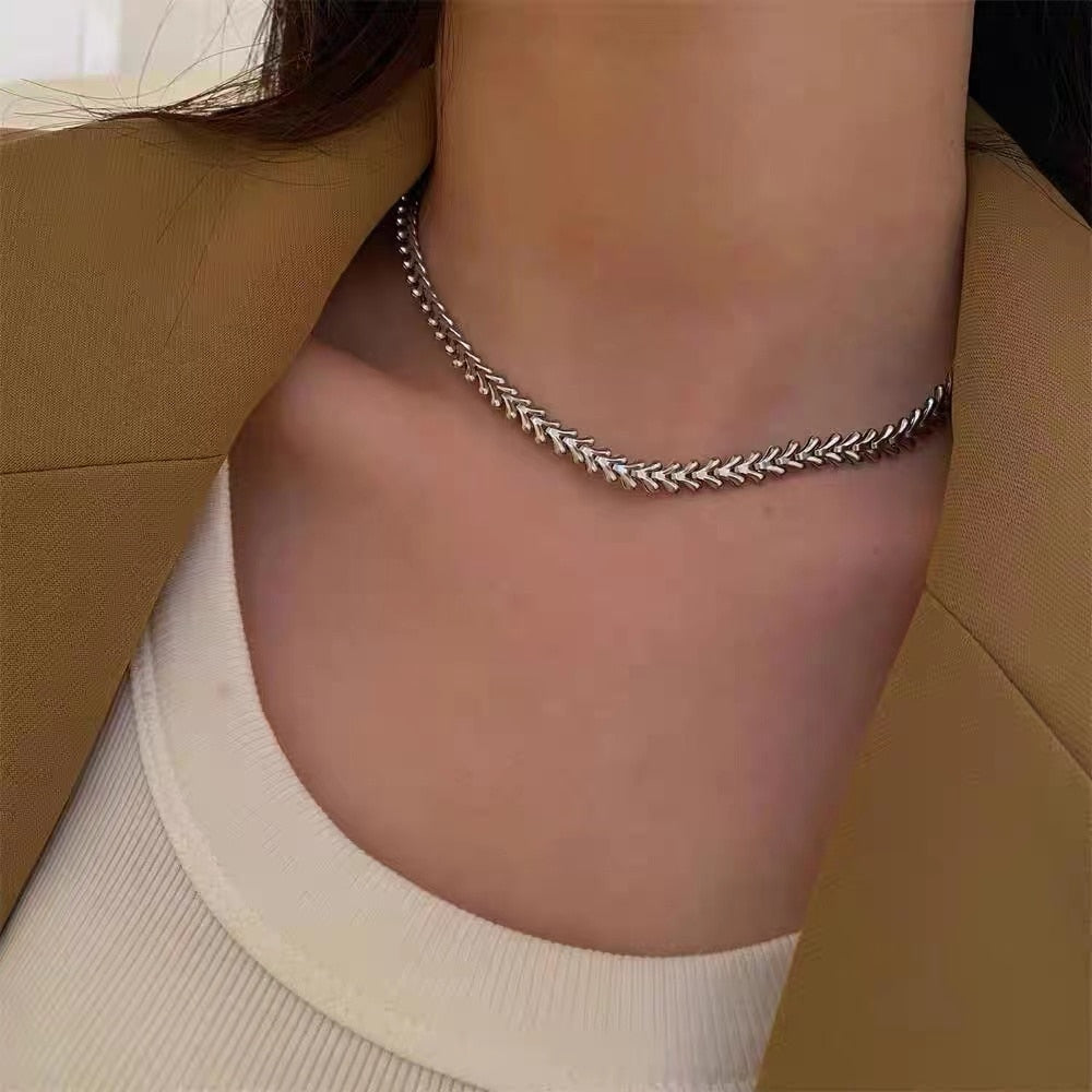 Bone Shape Stainless steel Chokers Necklace